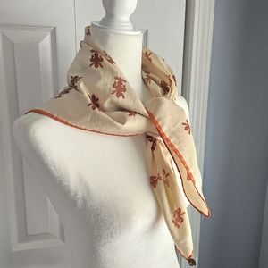 VTG 80s Firenze Cream Coral Fleur De Lis Patterned Polyester Scarf